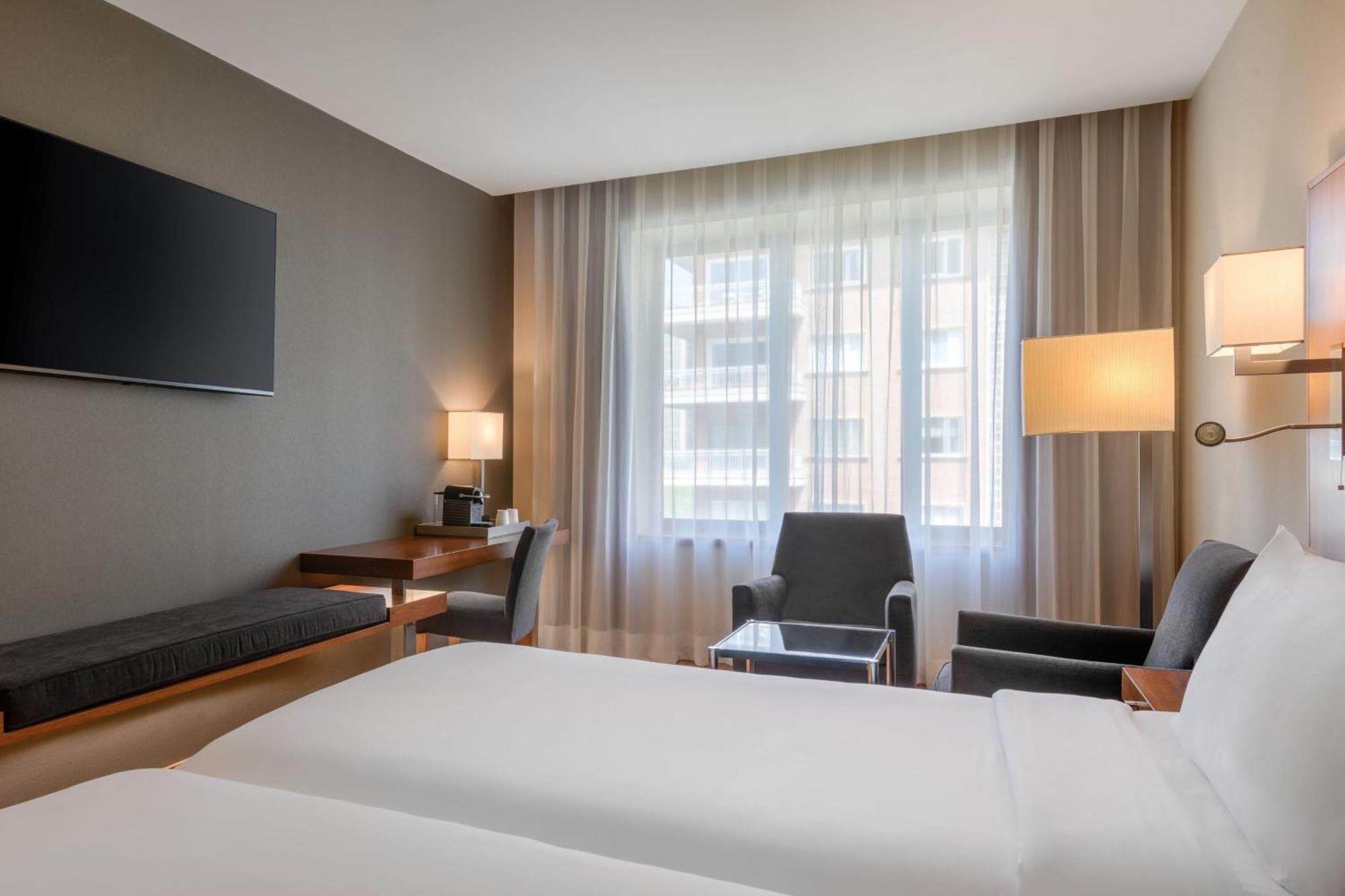 Ac Hotel Aitana By Marriott Madrid Ngoại thất bức ảnh